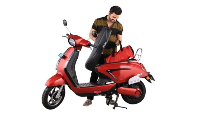 iVOOMi launches JeetX ZE e-scooter