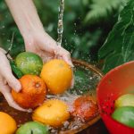 Pesticides on Fruits: డేంజర్.. పండ్లపై క్యాన్సర్ ప్రేరేపిత పురుగుల మందులు.. ఎలా తొలగించాలి..?