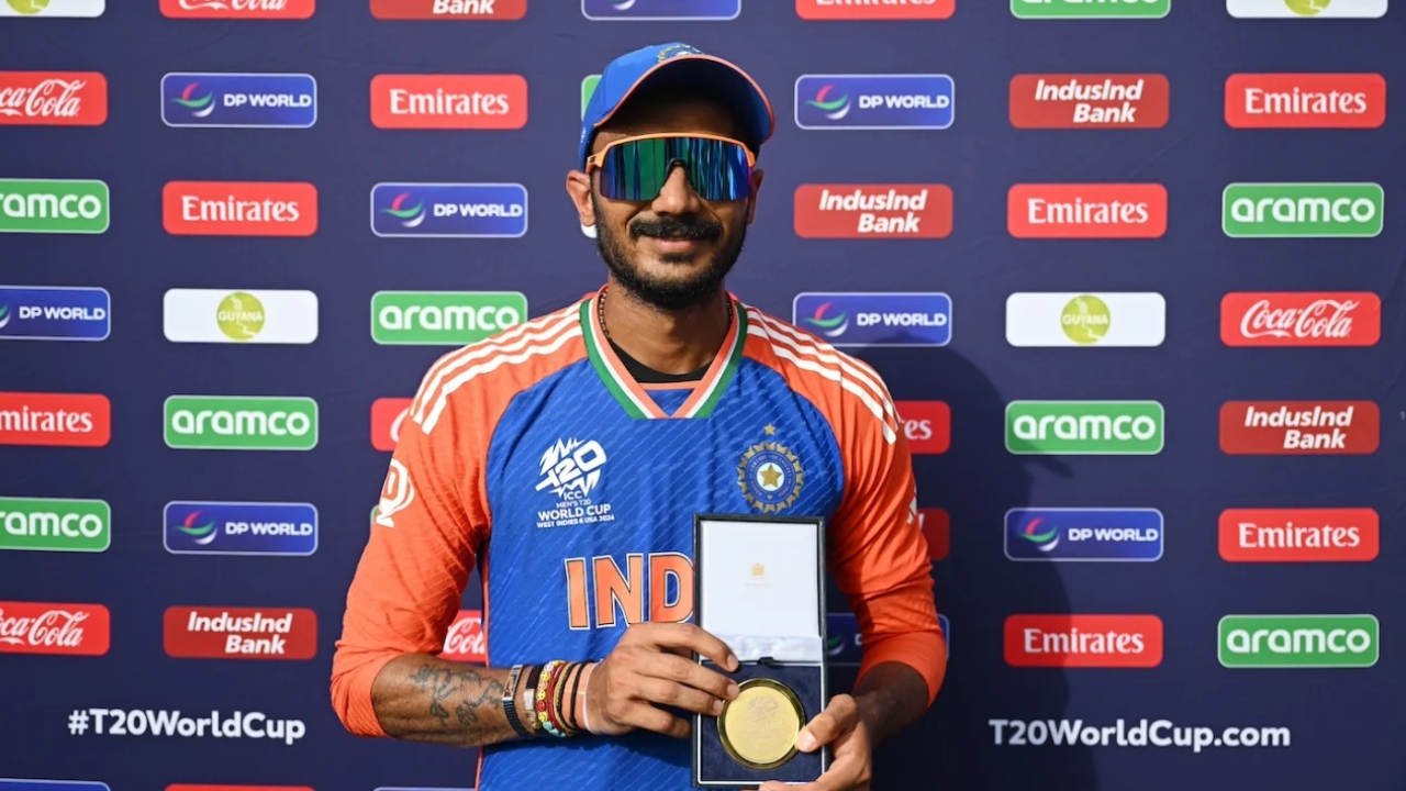 Axar Patel: మనవాళ్లు చెప్పినట్టు బాల్స్ వేశా: అక్షర్ పటేల్