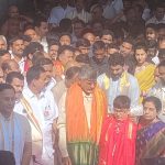 CM Chandrababu family in Tirumala : శ్రీవారి సన్నిధిలో సీఎం చంద్రబాబు ఫ్యామిలీ, ప్రోటోకాల్, పరదాల విషయంలో..