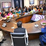CM Chandrababu strong class: ఐఏఎస్, ఐపీఎస్‌లకు సీఎం క్లాస్, మీ ఇంటినీ ఇలాగే చేస్తారా? ఒకప్పుడు..
