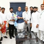 CM Revanth Reddy Delhi Tour: సీఎం రేవంత్ రెడ్డి ఢిల్లీ టూర్.. రక్షణ శాఖ మంత్రితో భేటీ..