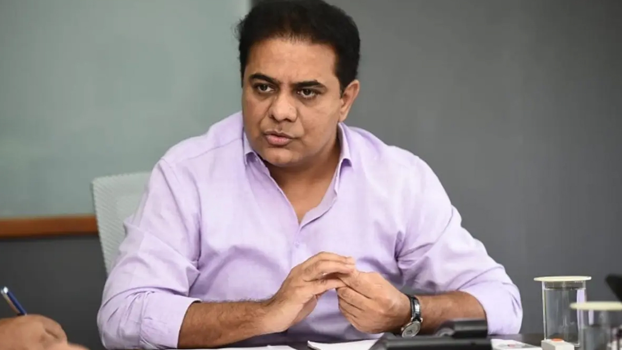Priyanka Jawalkar: ప్రేమలో పడిపోయానంటున్న తెలుగమ్మాయి.. ఈ ఫోటోలు చూస్తే మీరూ ప్రేమలో పడిపోతారు!