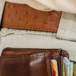 Astro Remedies For Money: పర్సులో ఈ వస్తువులు పెట్టుకుంటే.. డబ్బులకు కొరత ఉండదు..