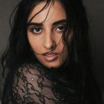 Simrat Kaur: తడి అందాలతో టెంప్ట్ చేస్తున్న సిమ్రత్ కౌర్..