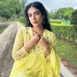 Aakanksha Singh: క్యూట్ చూపులతో కలవరపరుస్తున్న.. ఆకాంక్ష సింగ్