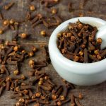 Clove Oil : పంటి నొప్పితో బాధపడుతున్నారా.. ఈ వంటింటి చిట్కాలు మీ కోసమే..