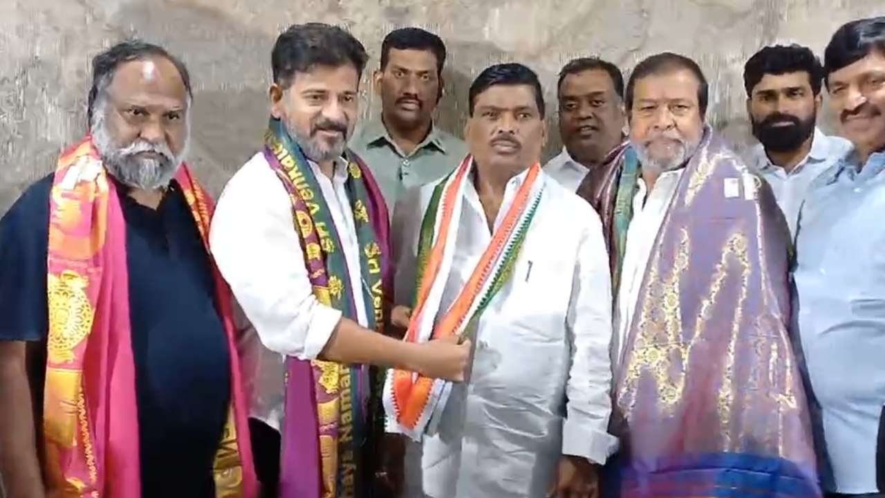 Kodi Kathi Case: కోడికత్తి కేసు.. శ్రీనివాసరావు బెయిల్ రద్దుకు సుప్రీంకోర్టు నిరాకరణ