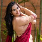 Kavya Kalyanram: లంగా ఓణీలో వెన్నెలకు సోదరిలా మెరిసిపోతున్న కావ్య కళ్యాణ్ రామ్