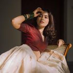 Amritha Aiyer: హనుమాన్ బ్యూటీ.. అందాలతో బంతాడేస్తుందిలా