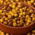 Health Benefits of Chickpeas: వేయించిన శెనగలు తరచూ తింటే కలిగే ప్రయోజనాలను మీరు ఊహించలేరు..