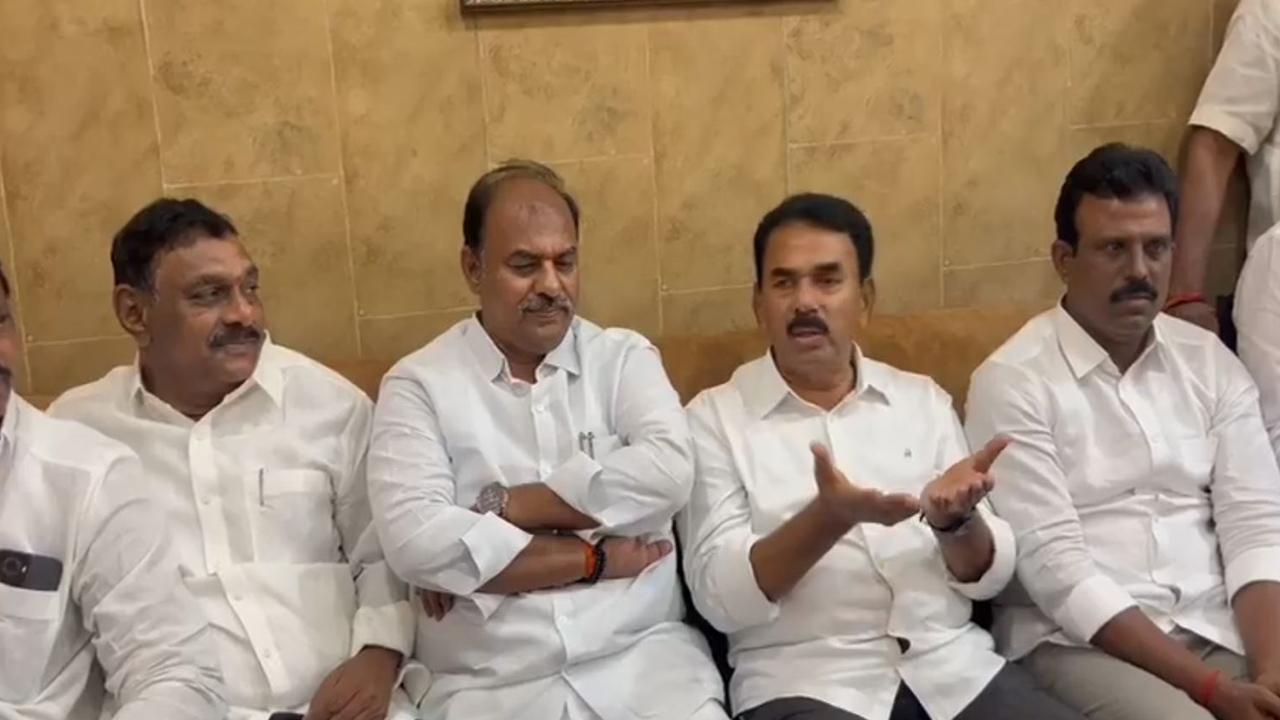 Water Leak : పార్లమెంట్ భవనంలో వాటర్ లీక్.. ఏడాదికే ఇలా ?