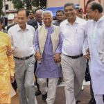 Muhammad Yunus: మహమ్మద్ యూనస్ తొలిమాట, అందరికీ సమాన హక్కులు, ఢాకేశ్వరి ఆలయం సందర్శన