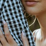 Wife Caught Her Husband: భర్త రాసలీలలు, చెప్పుతో కొట్టిన భార్య, ఆపై..