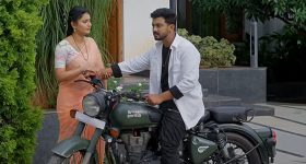 Satyabhama Serial Today Episode September 26th: మహాదేవయ్యతో సత్య వార్.. క్రిష్ తో గొడవ పడ్డ సత్య..