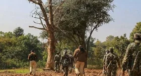 Encounter in Maharashtra: మహారాష్ట్రలో మరోసారి భారీ ఎన్‌కౌంటర్.. ఐదుగురు మావోయిస్టులు హతం
