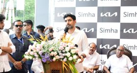Nara Lokesh: రెడ్ బుక్ ఓపెన్ చేశా.. ఎవ్వరినీ వదిలిపెట్టను.. పరదాల పాలన అనుకుంటున్నారా.. లోకేష్ కామెంట్స్