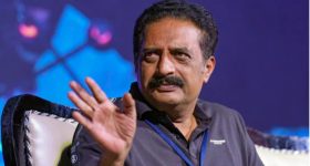 Prakash Raj : పవన్ కళ్యాణ్ మూర్ఖత్వ రాజకీయాలు చేస్తున్నాడు