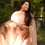 Pranitha Subhash: వాహ్.. తలుక్కున మెరుస్తున్న ప్రణీత సుభాష్