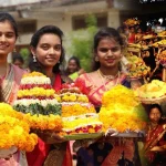 Saddula Bathukamma 2024: కన్నుల పండుగగా సద్దుల బతుకమ్మ…ప్రాముఖ్యత ఇదే !