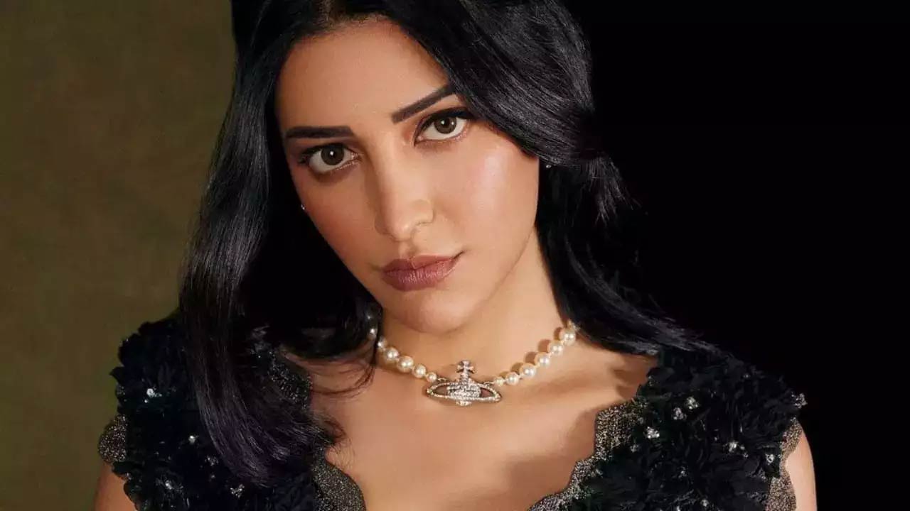 Shruthi Haasan : విమానయాన సంస్థ పై శృతి హాసన్ గుస్సా… ఏం జరిగిందంటే?
