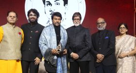Chiranjeevi: అమితాబ్ చేతుల మీదుగా ఏఎన్నార్ అవార్డ్ అందుకున్న మెగాస్టార్