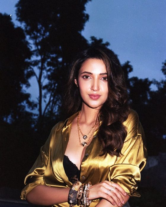 iamnehashetty (Instagram)