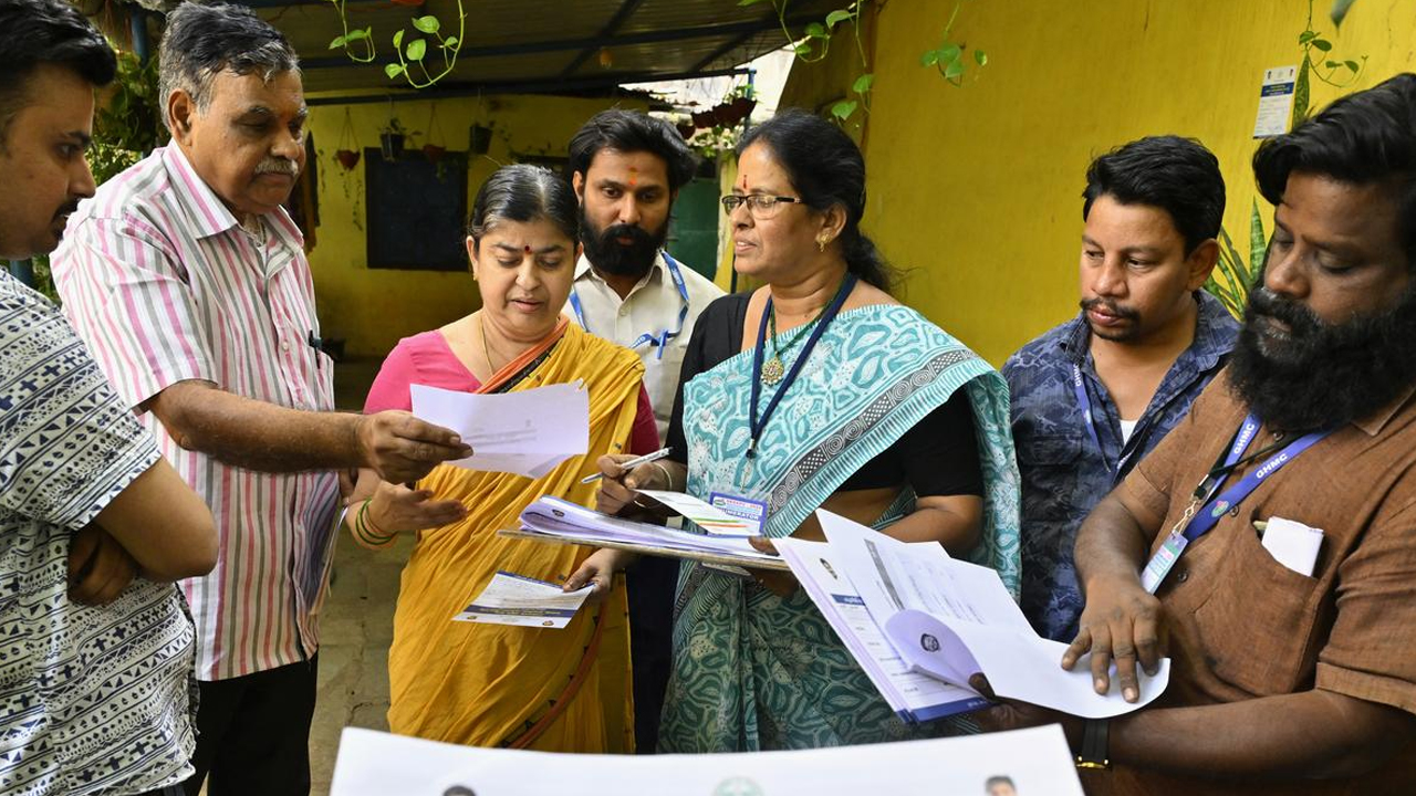 Telangana survey: చివరి అంకానికి సమగ్ర కుటుంబ సర్వే.. జీహెచ్ఎంసీ మినహా 99 శాతం కులగణన పూర్తి