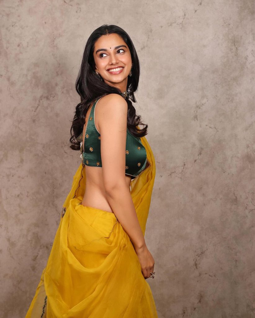 Meenakshi Chaudhary Image Credit/Instagram