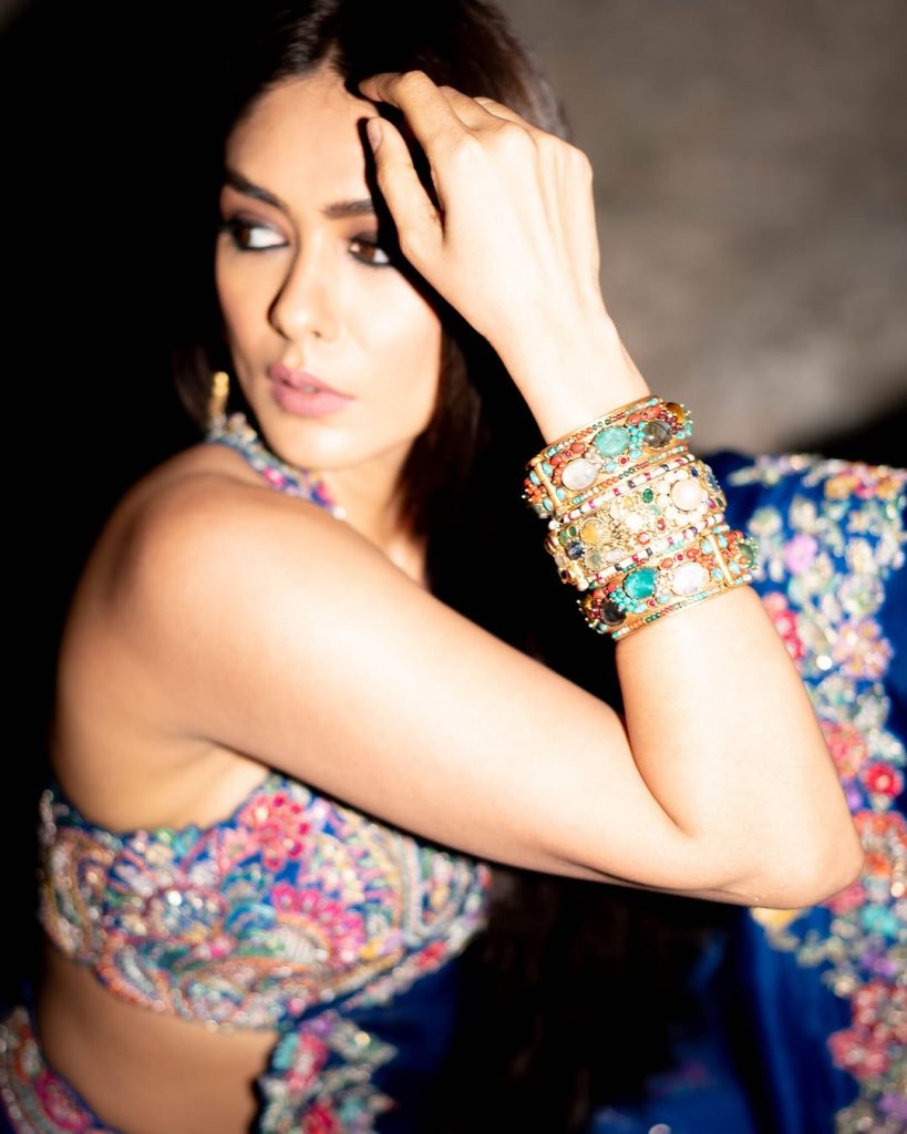 Mrunal Thakur (credit/instagram)