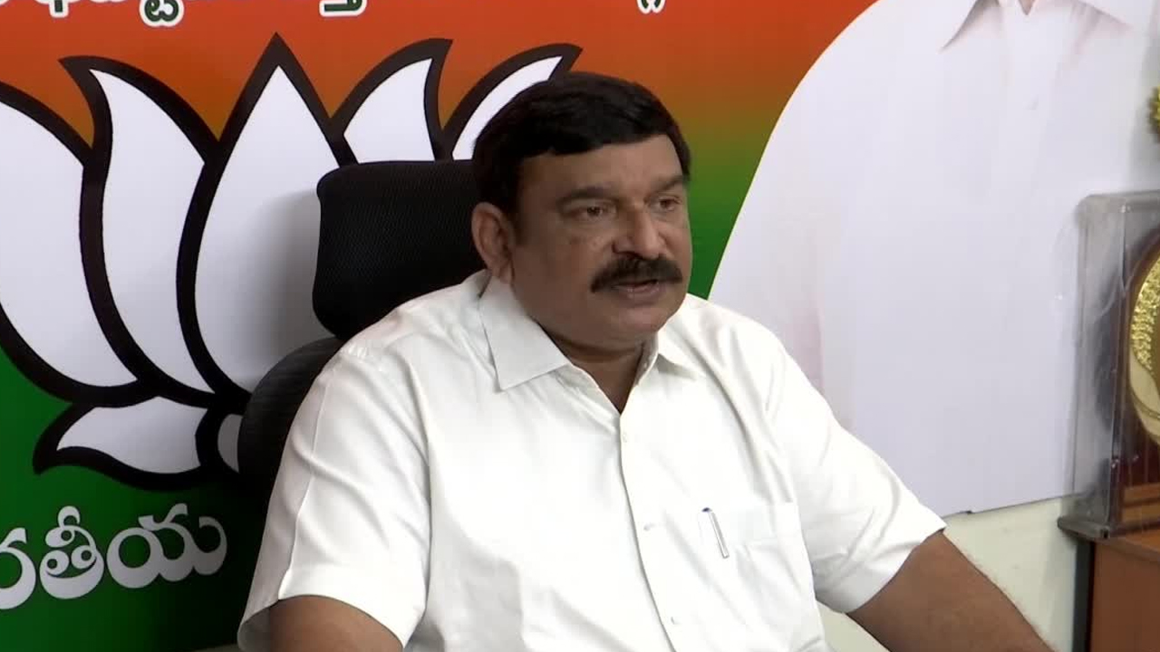 Vishnu Kumar Sensational Comments: బీజేపీ ఎమ్మెల్యే విష్ణుకుమార్ రాజు కీలక వ్యాఖ్యలు.. ఆ పార్టీ ఎక్కడుందంటూ
