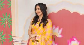 Adah Sharma: చక్కగా చీరకట్టి.. చిక్కటి అందాలను చూపిస్తున్న అదా శర్మ