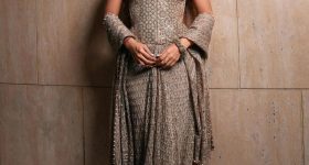 Shraddha Kapoor: మోడర్న్ డ్రెస్సులో గ్లామర్ డాల్‌లా మెరిసిపోతున్న శ్రద్ధ.. బ్యూటీ విత్ బ్రెయిన్