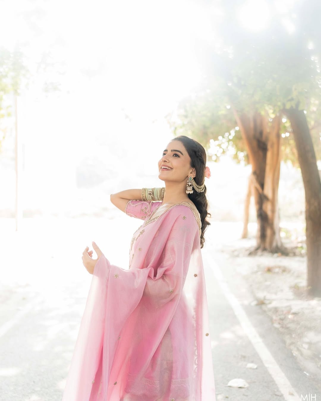 Rukshar Dhillon