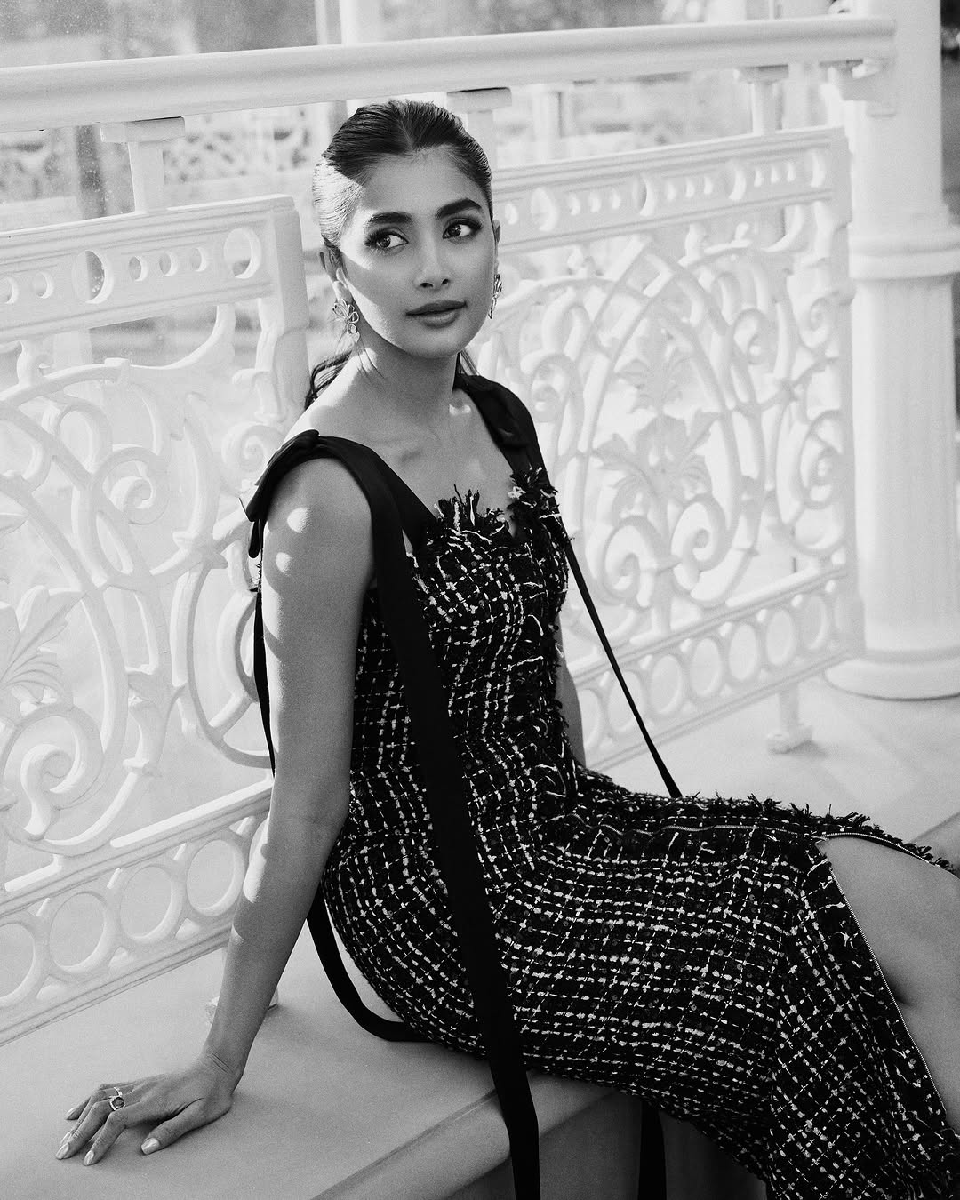 Actress Pooja Hegde Photo gallery