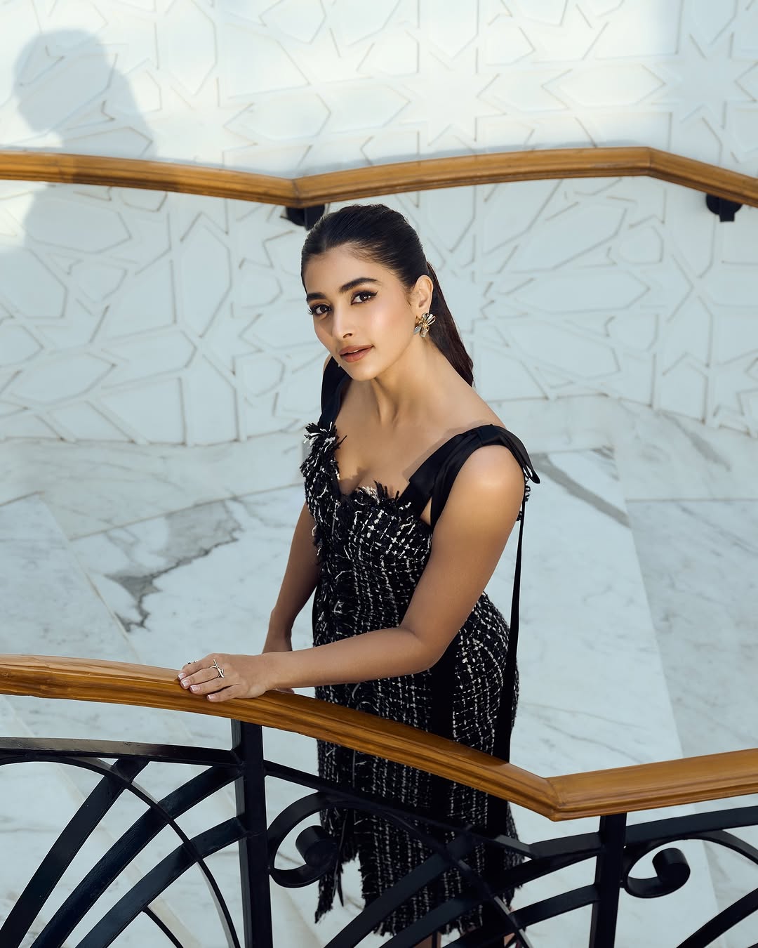 Actress Pooja Hegde Photo gallery