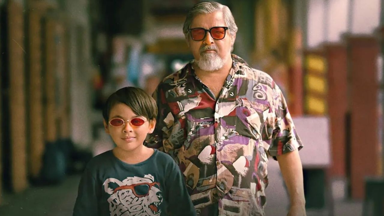 OTT Movie : కిలాడీ వేషాలతో బురిడీ కొట్టించే తాతా-మనవడు… డబ్బున్నవాళ్లే వీరి టార్గెట్
