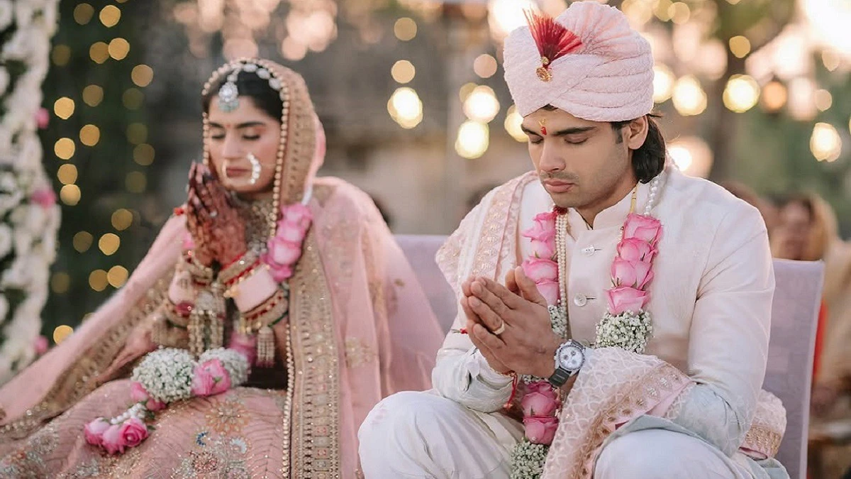 Neeraj Chopra Marraige: మను భాకర్ కు షాక్.. పెళ్లి చేసుకున్న నీరజ్ చోప్రా !