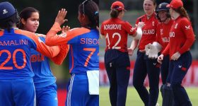 T20 World Cup 2025: ఇంగ్లాండ్‌ చిత్తు.. ఫైనల్‌ కు చేరిన టీమిండియా !