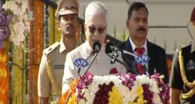 Republic Day: పరేడ్‌గ్రౌండ్స్‌లో ఘనంగా గణతంత్ర వేడుకలు.. జెండా ఆవిష్కరించిన గవర్నర్