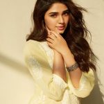 Krithi Shetty: సింపుల్‌గా కృతి శెట్టి సంక్రాంతి సెలబ్రేషన్స్.. ఆ స్మైల్ చాలు.!
