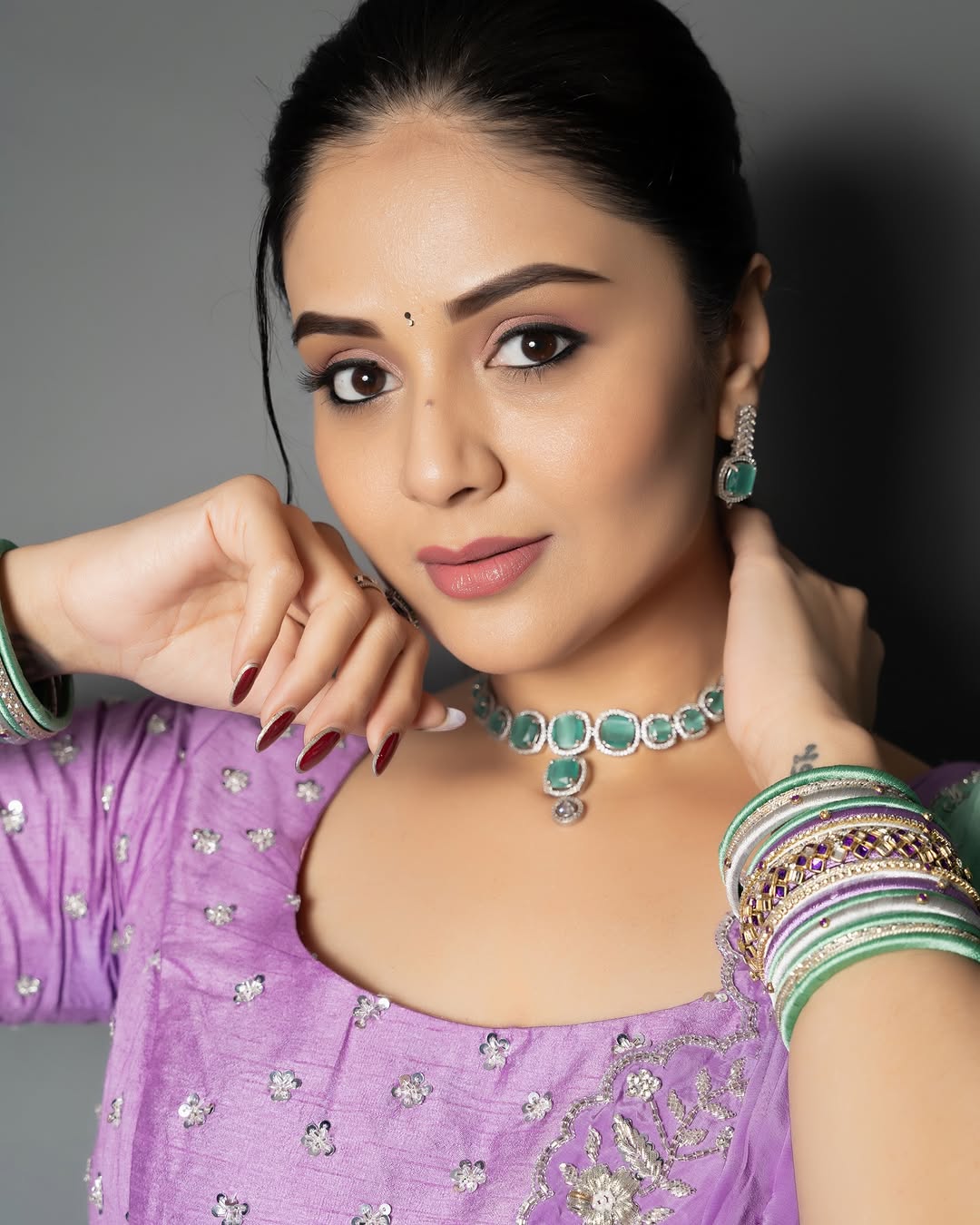 Actress SreeMukhi Photo gallery