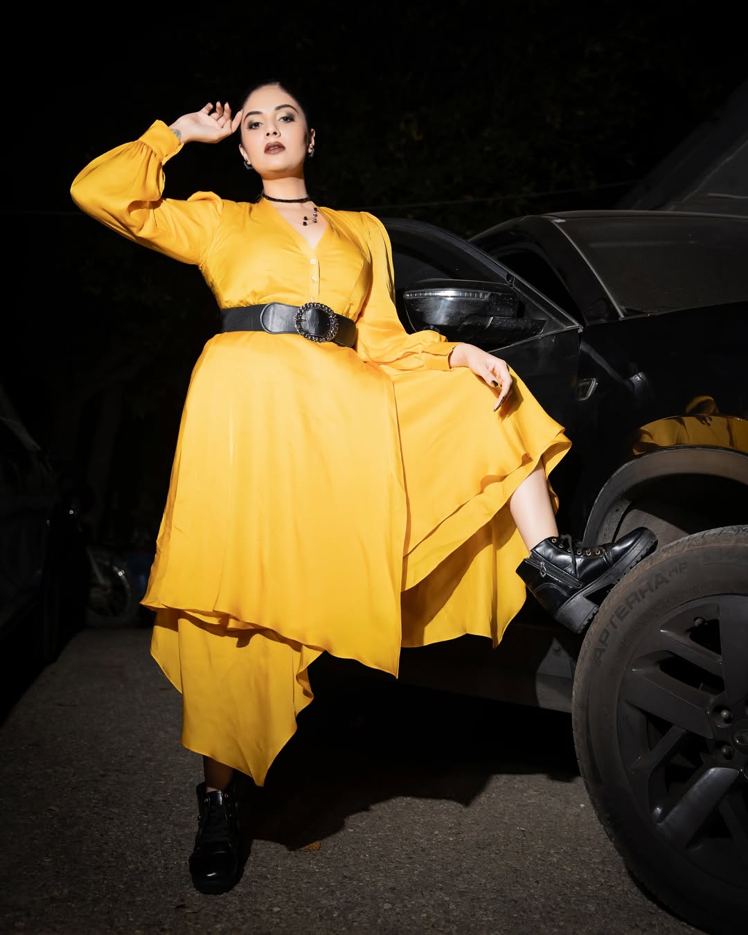 Sreemukhi Photo Gallery