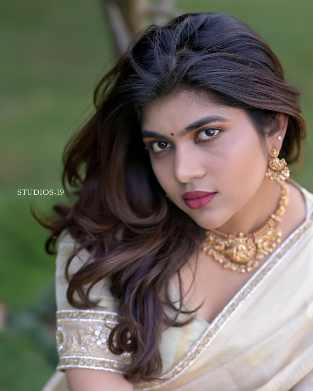 Actress Rithu Chowdary Photo gallery