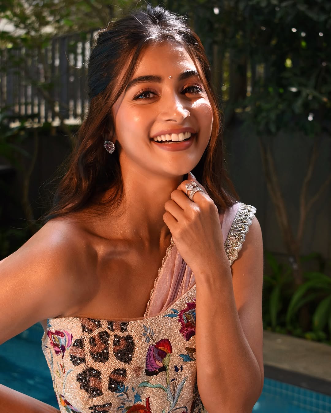 Actress Pooja Hegde Photo gallery