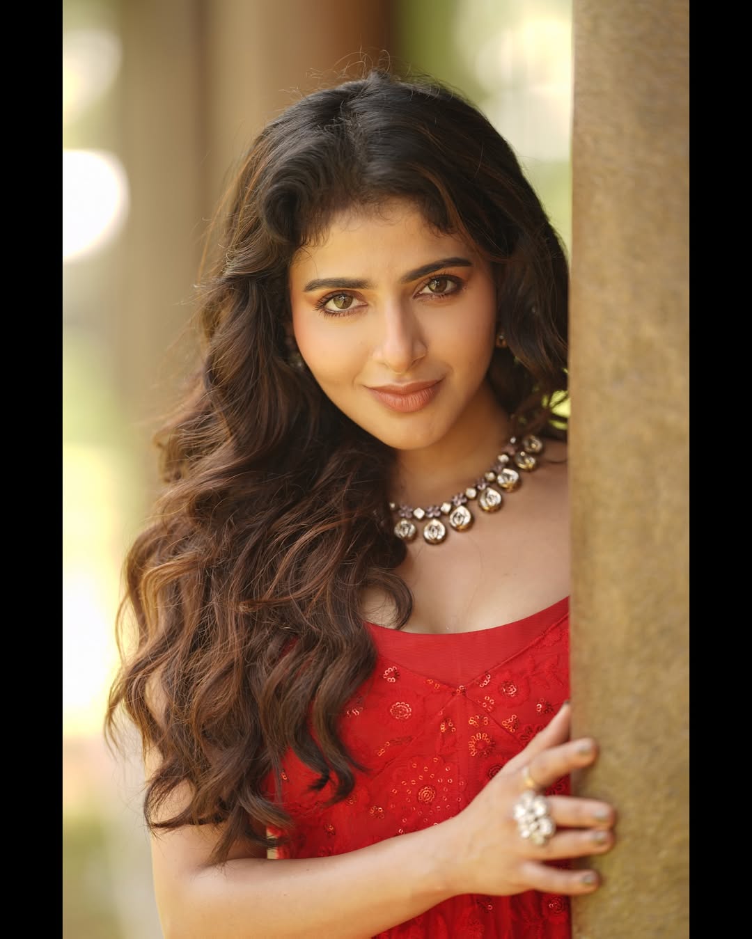 Iswarya Menon Photo gallery