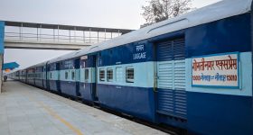 Indian Railways: 57 రైళ్లకు హాల్టింగ్, తెలుగు ప్రయాణీకులకు రైల్వే గుడ్ న్యూస్, ఏ ఏ స్టేషన్లలో ఆగుతాయో తెలుసా?
