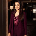 Trisha: మోడర్న్ డ్రెస్‌లో త్రిష.. అందంలో యంగ్ హీరోయిన్లతో పోటీ..