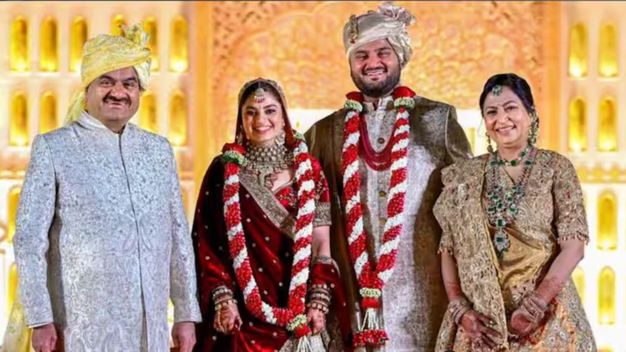 Adani Wedding 10000 Cr Donation: కొడుకు పెళ్లి సందర్భంగా రూ.10 వేలు కోట్లు దానం.. గౌతం అదానీ దాతృత్వం
