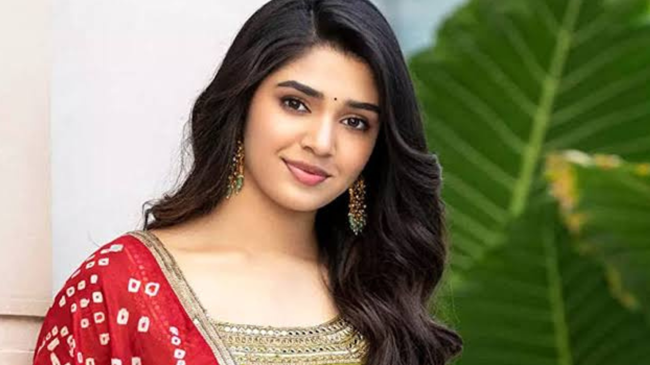 Krithi Shetty : ‘ఉప్పెన’ బ్యూటికి అదొక్కటే అప్షన్.. తేడా కొడితే అంతే..